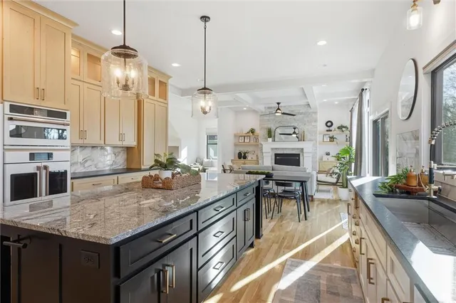 $635,000 | 2009 Ridge Tree Lane, Pleasant Hill, MO 64080