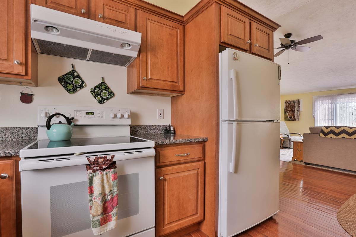 168 Morse Road Manchester, NH 03104 - Photo 4 of 29 Gallery Image 4