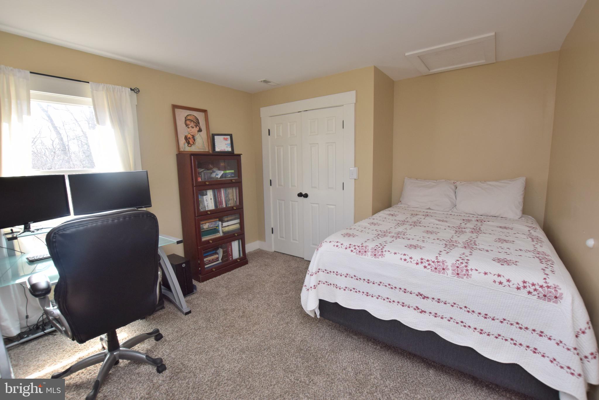 246 Lower View Road Strasburg, VA 22657 - Photo 16 of 23 Second Bedroom