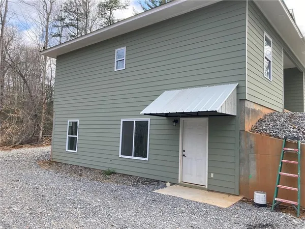$1,200 | 100 B Dickerson Road, Dahlonega, GA 30533