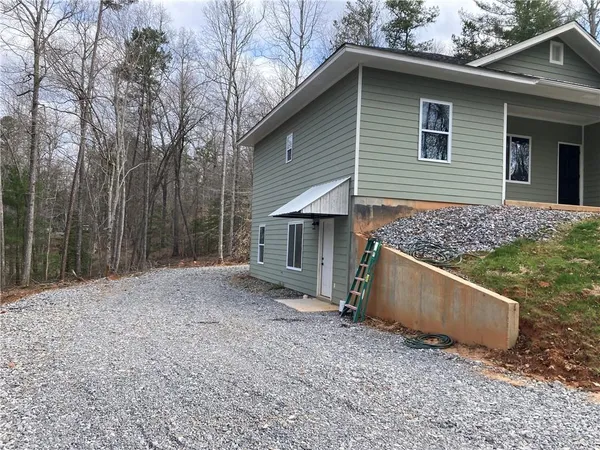 $1,200 | 100 B Dickerson Road, Dahlonega, GA 30533
