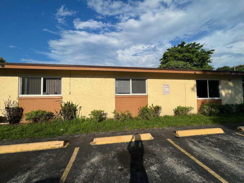 1790 Northwest 52nd Avenue Lauderhill, FL 33313 - Photo 2 of 13 IMG_2106
