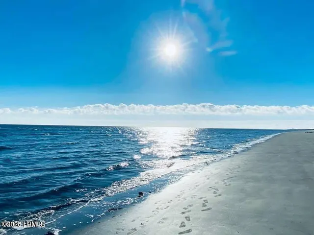 $799,000 | 12 Sand Dollar Court, Harbor Island, SC 29920