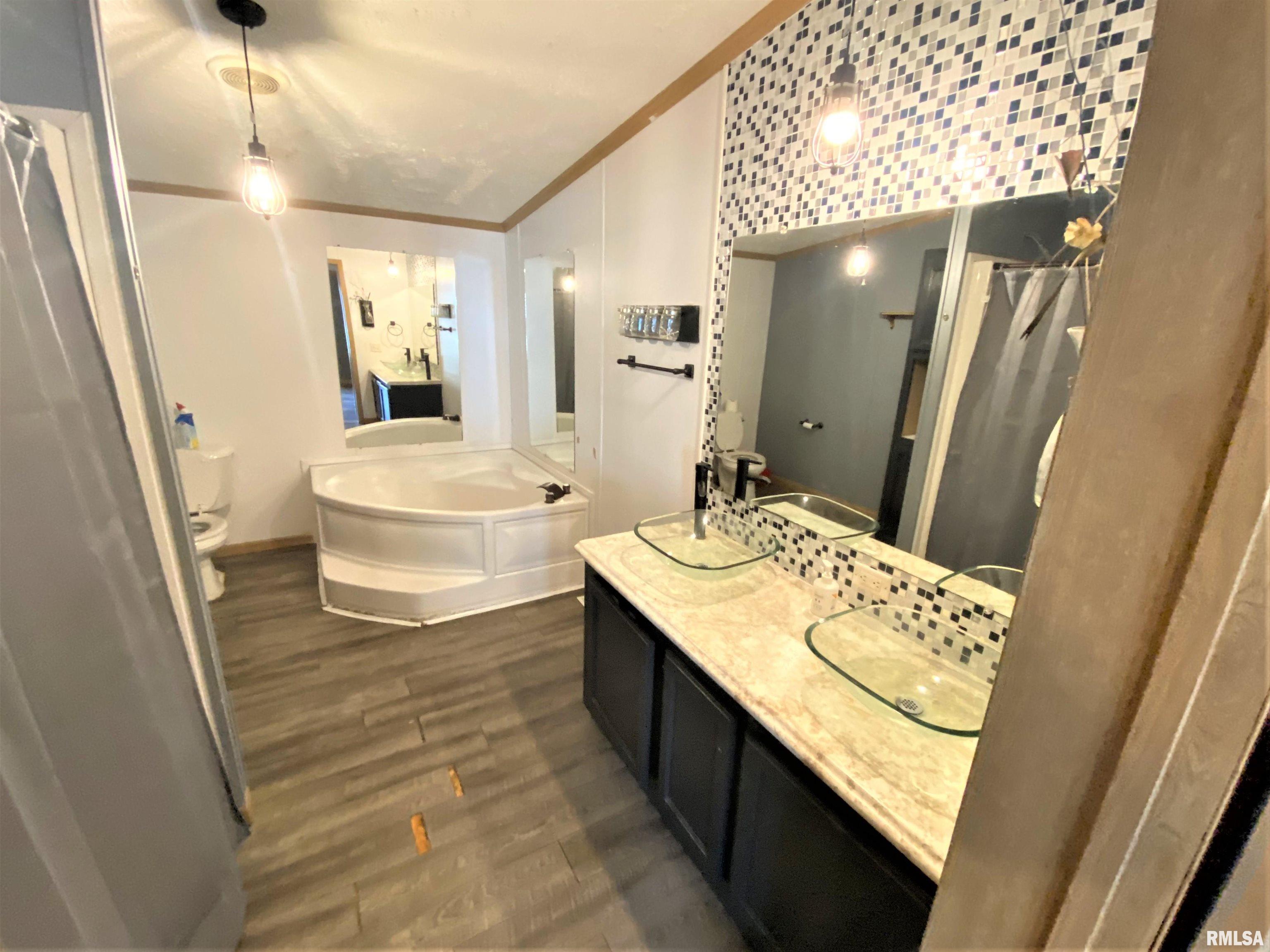 254 Austin Avenue Flora, IL 62839 - Photo 24 of 49 Gallery Image 24