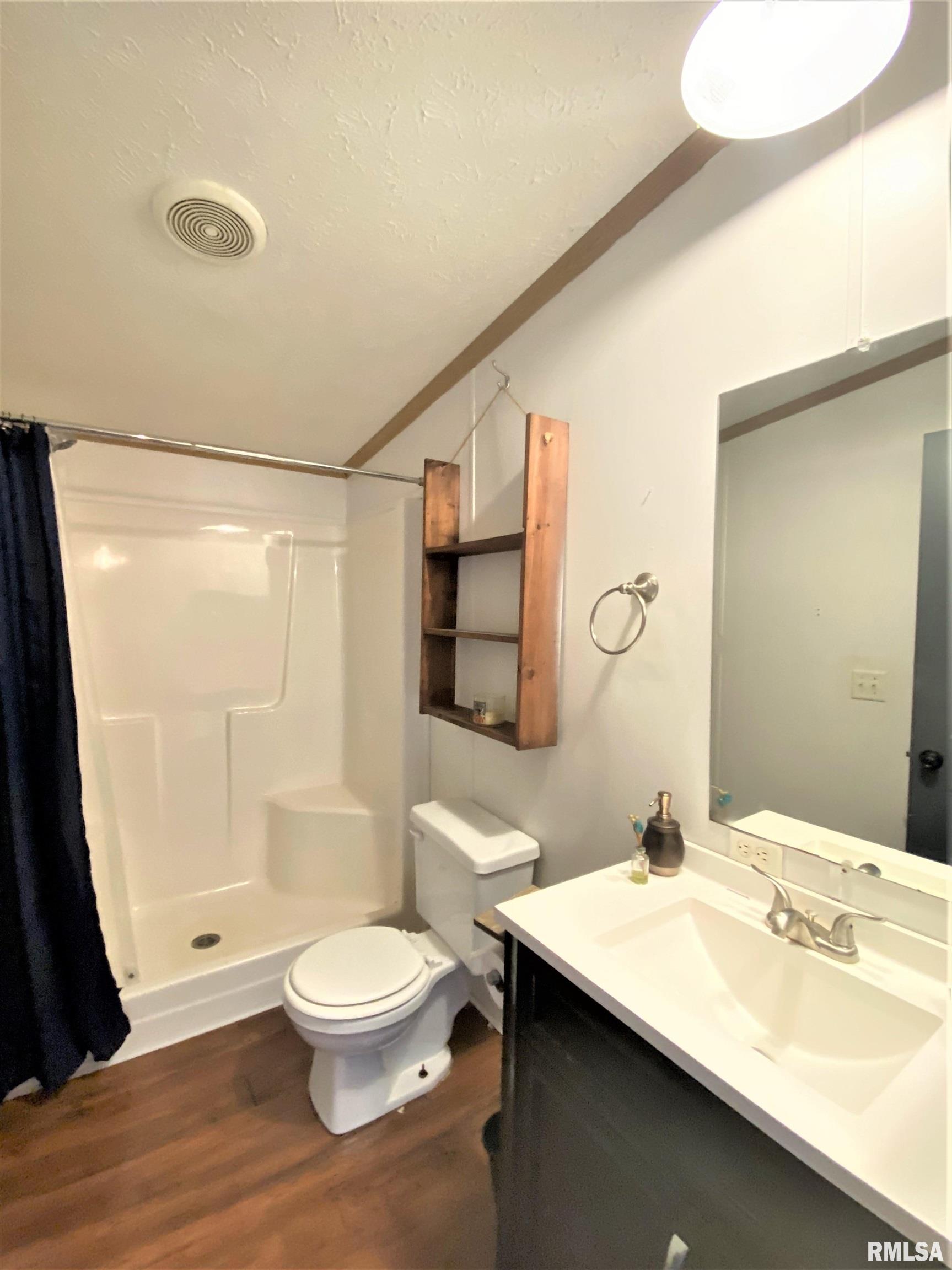 254 Austin Avenue Flora, IL 62839 - Photo 34 of 49 Gallery Image 34