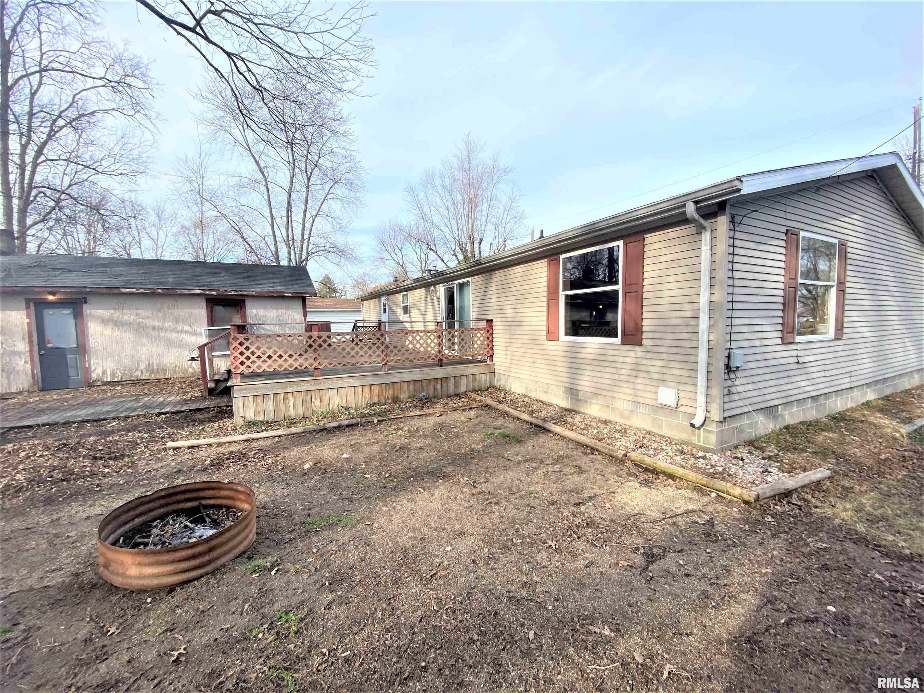 254 Austin Avenue Flora, IL 62839 - Photo 39 of 49 Gallery Image 39
