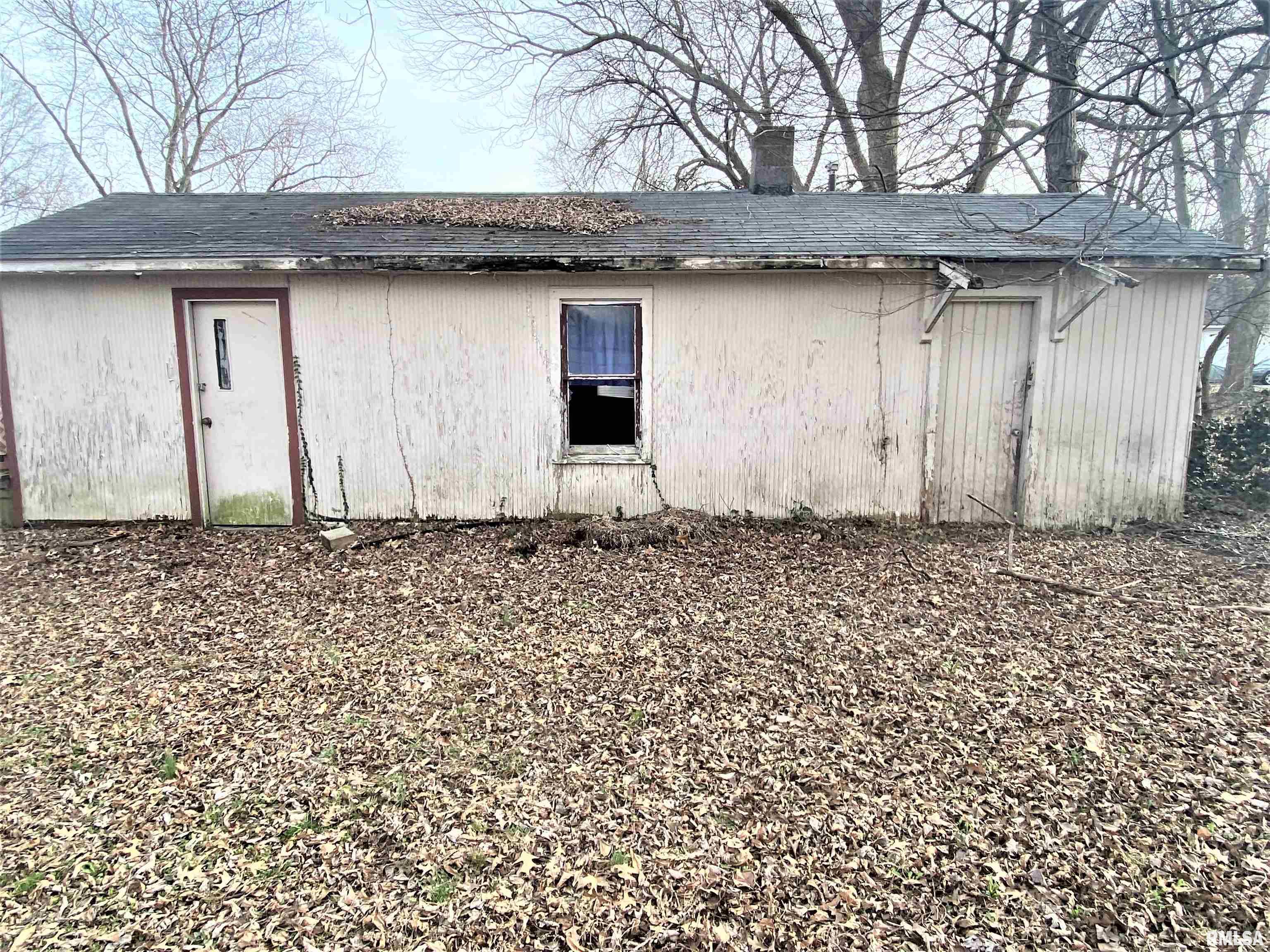 254 Austin Avenue Flora, IL 62839 - Photo 42 of 49 Gallery Image 42