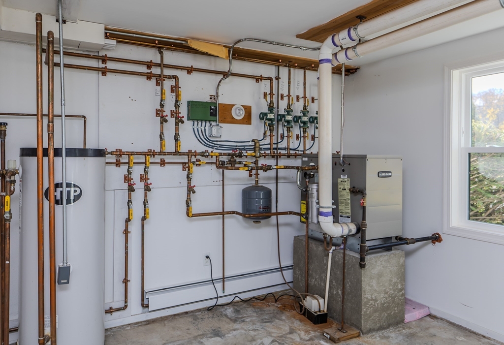 265 Stanley Street Amherst, MA 01002 - Photo 26 of 35