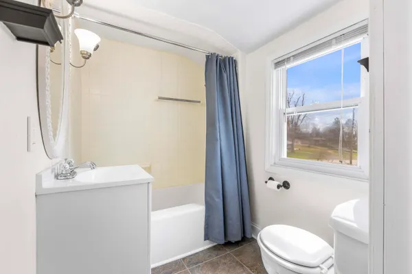 $299,900 | 320 River Street, Hillsdale, MI 49242