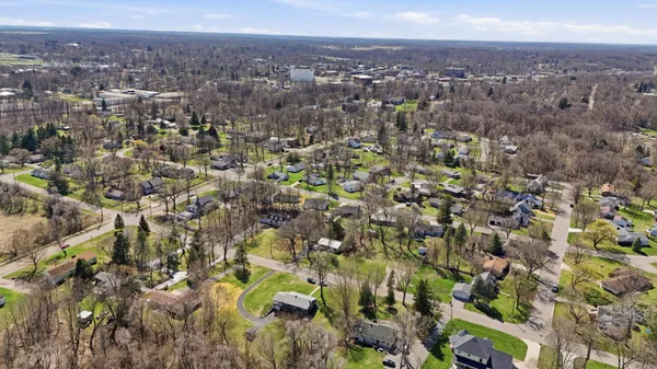 $299,900 | 320 River Street, Hillsdale, MI 49242