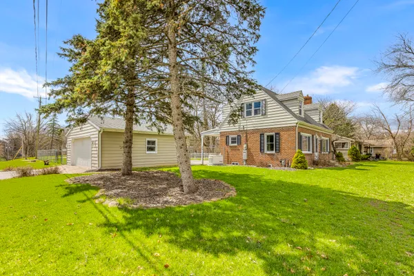 $299,900 | 320 River Street, Hillsdale, MI 49242