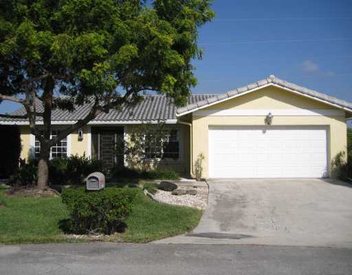 5992 Colony Court Boca Raton, FL 33433 - Photo 1 of 15 Primary Photo