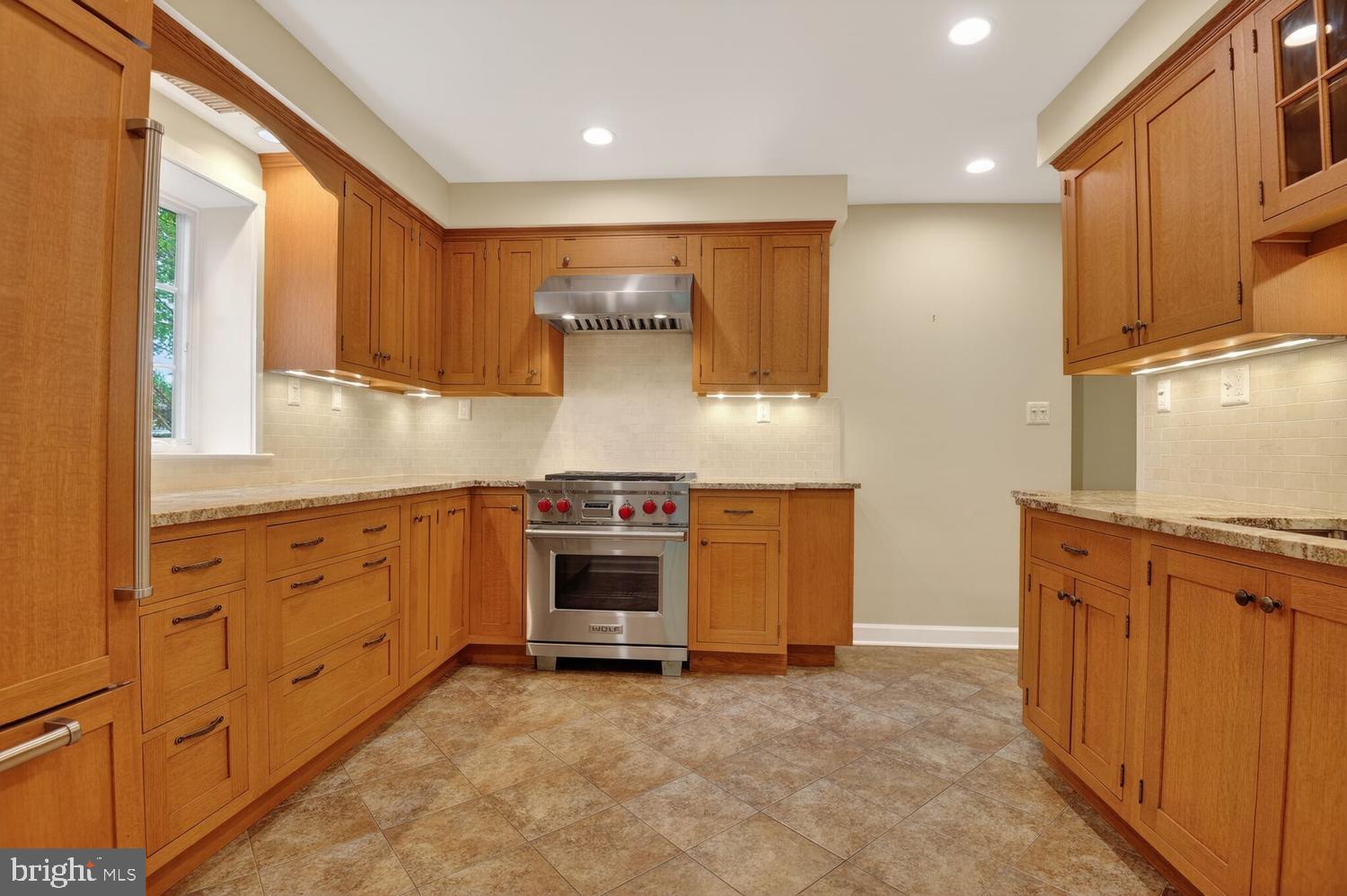 4610 Backlick Road Annandale, VA 22003 - Photo 11 of 25