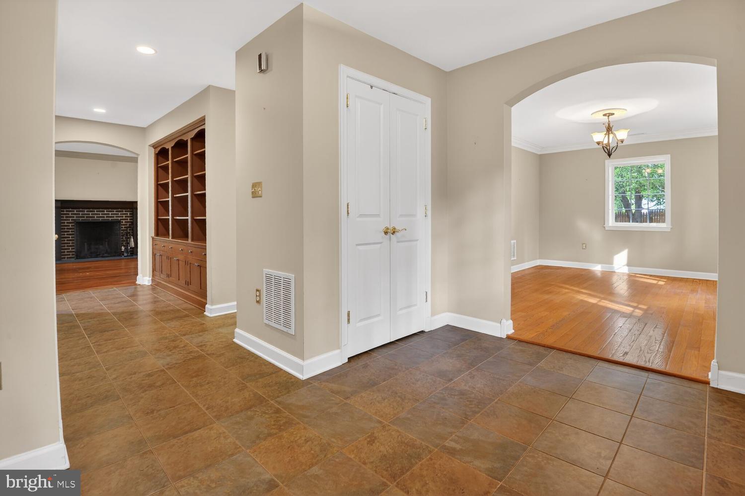 4610 Backlick Road Annandale, VA 22003 - Photo 3 of 25