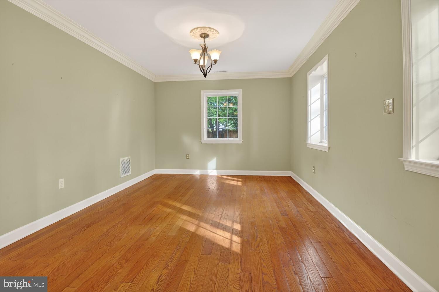 4610 Backlick Road Annandale, VA 22003 - Photo 4 of 25