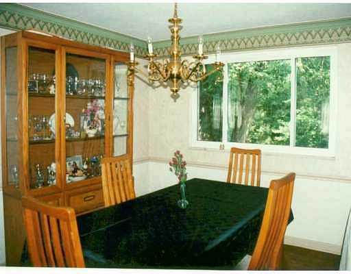 357 Johnston Road Upper St. Clair, PA 15241 - Photo 3 of 8 Gallery Image 3