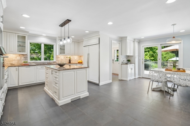 201 Parsonage Hill Road Short Hills, NJ 07078 - Photo 13 of 38