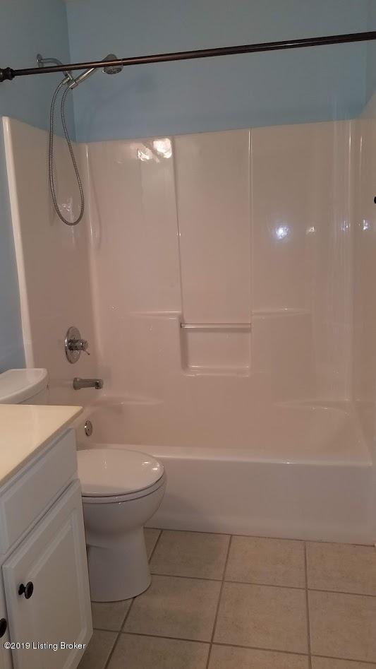 9515 Rustling Tree Way, Unit 102 Louisville, KY 40291 - Photo 23 of 27 Hall Bath