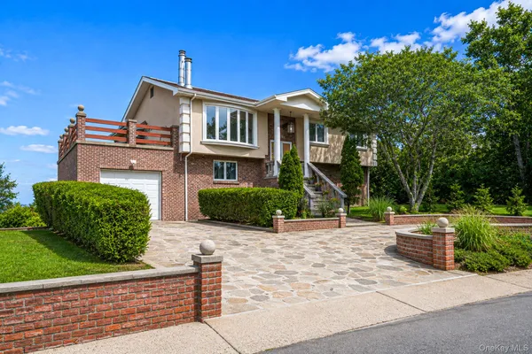 $1,450,000 | 296 Longneck Boulevard, Riverhead, NY 11901