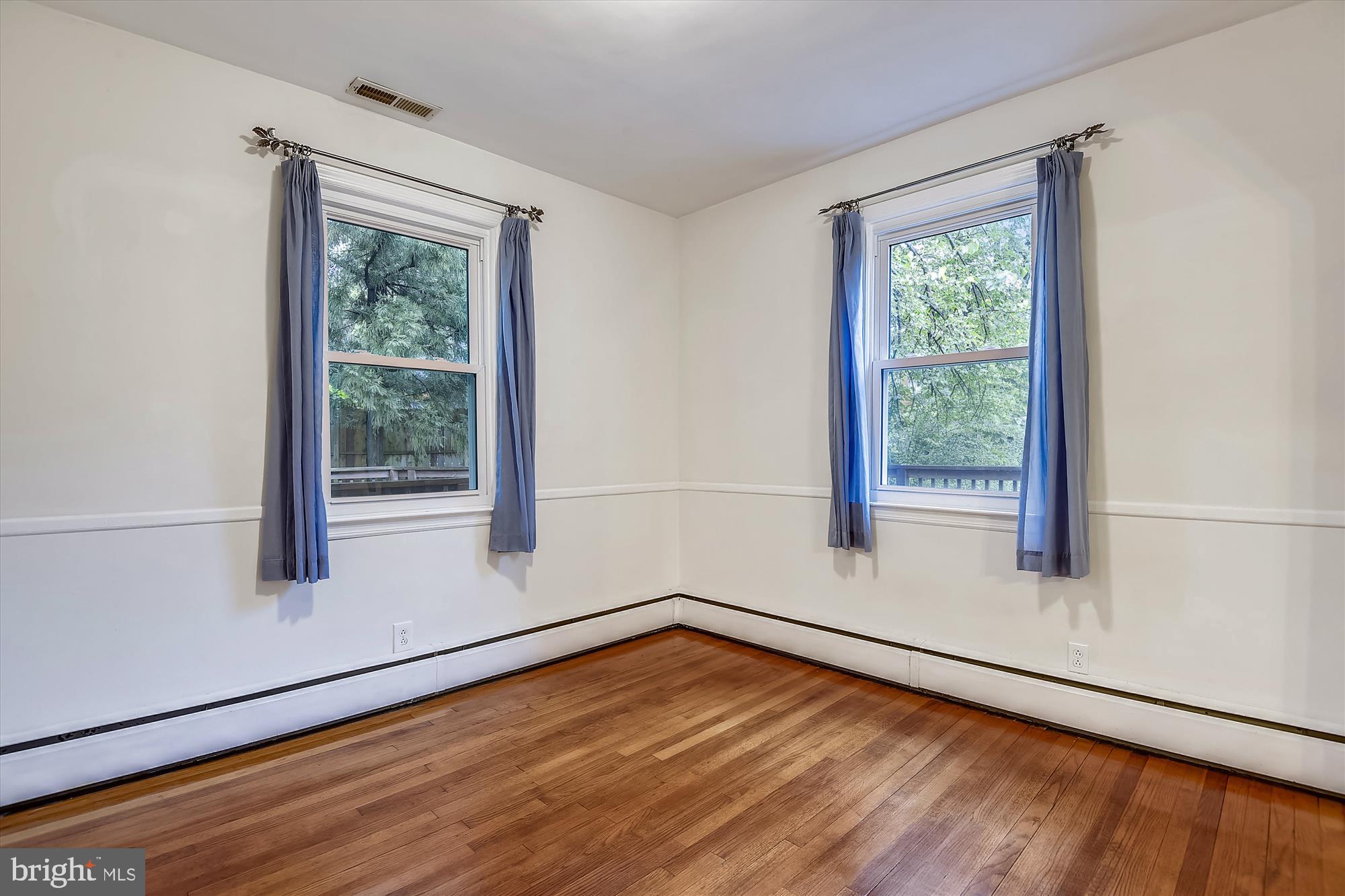 1137 Hampton Road Annapolis, MD 21409 - Photo 15 of 61 Corner Windows in Dining Room