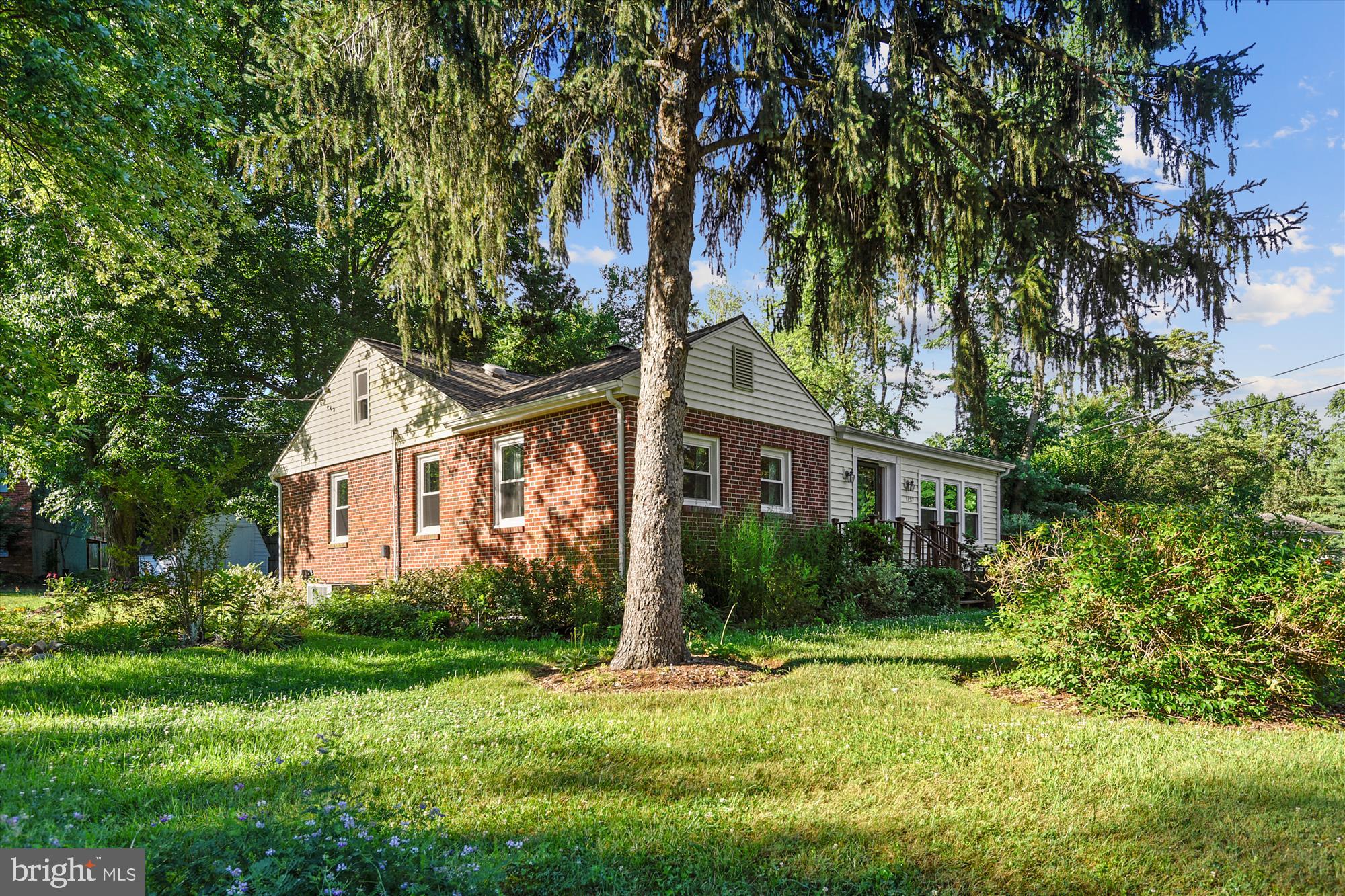1137 Hampton Road Annapolis, MD 21409 - Photo 46 of 61 The Lot has both Shade and Sun
