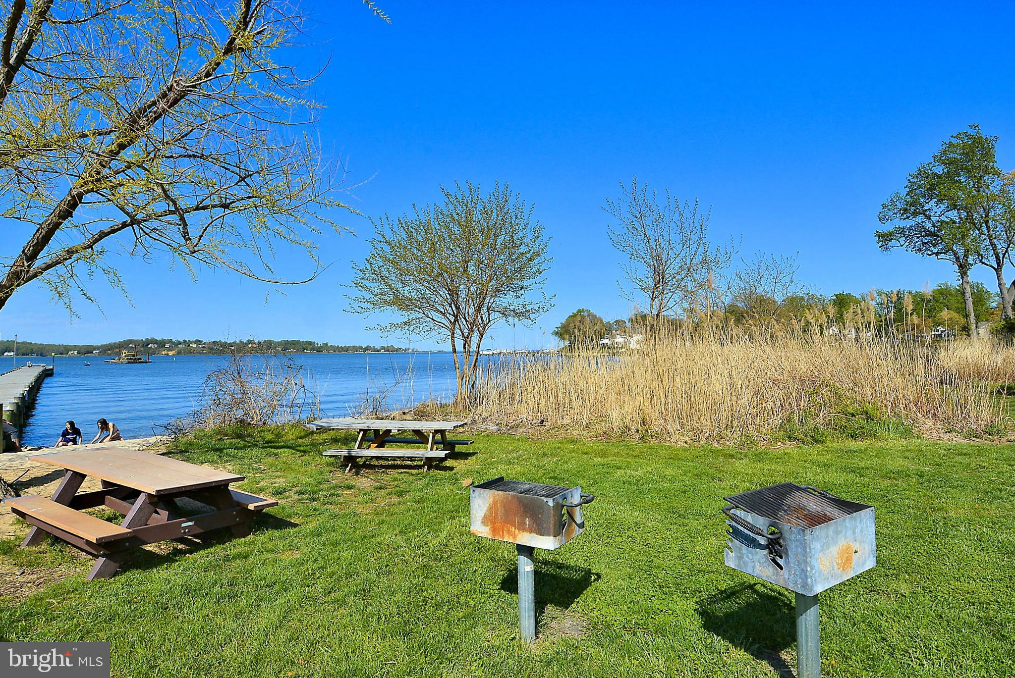 1137 Hampton Road Annapolis, MD 21409 - Photo 56 of 61 Waterfront Picnic area