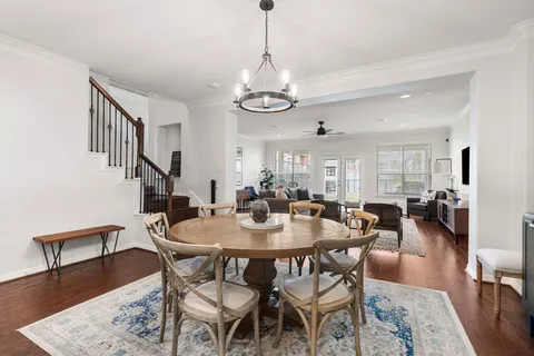 $675,000 | 834 West 18th Street, Unit B, Houston, TX 77008