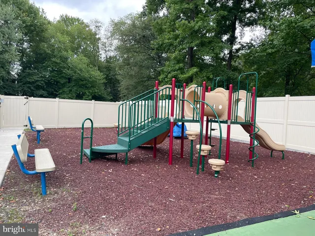 $2,350 | 81 Willow Court, Hamilton, NJ 08619