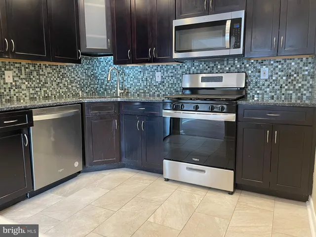 $2,350 | 81 Willow Court, Hamilton, NJ 08619