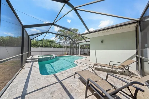 $1,275,000 | 500 Ponce De Leon Boulevard, Belleair, FL 33756