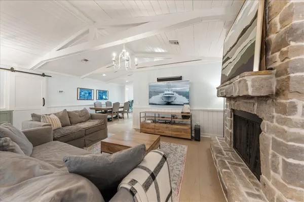 $1,275,000 | 500 Ponce De Leon Boulevard, Belleair, FL 33756