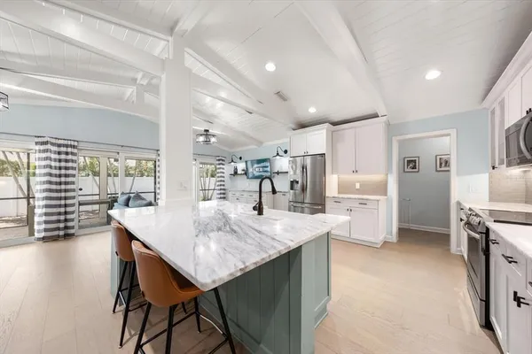 $1,275,000 | 500 Ponce De Leon Boulevard, Belleair, FL 33756
