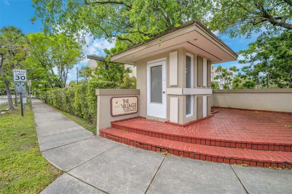 $270,000 | 8103 Camino Real, Unit C314, Miami, FL 33143