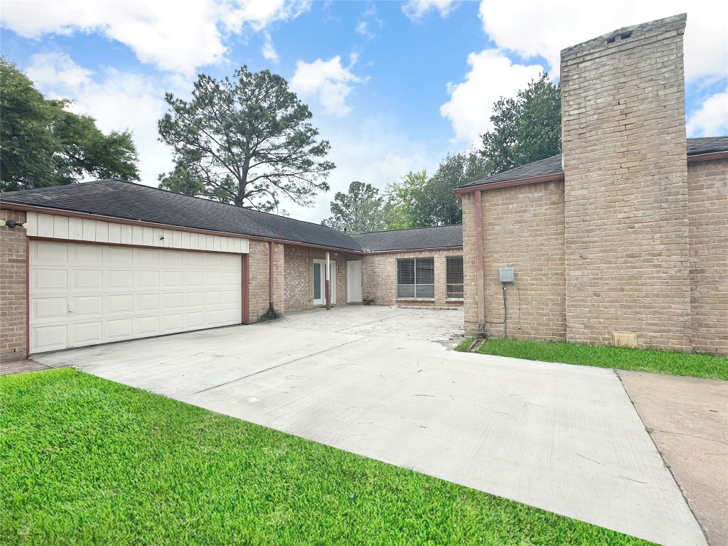 6806 Winkleman Road Houston, TX 77083 - Photo 4 of 29