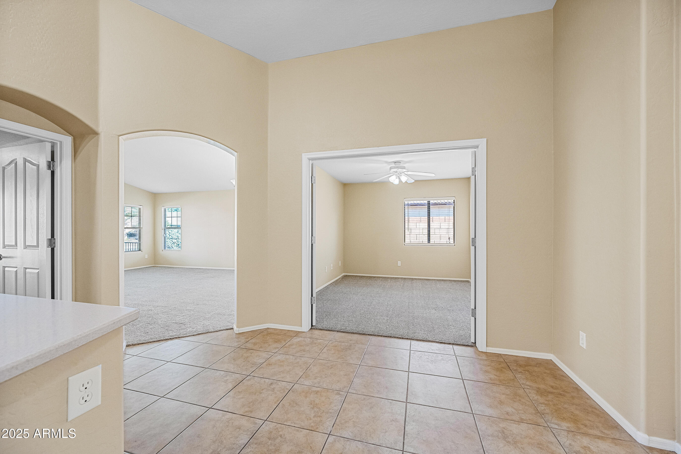 3471 East Fairview Street Gilbert, AZ 85295 - Photo 20 of 48 a view of an empty room and window