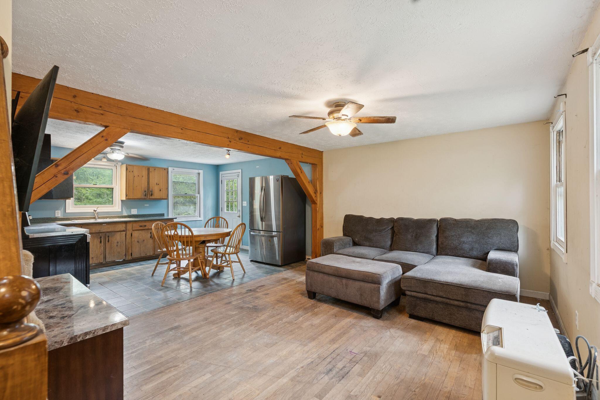 514 Upper Guinea Road Lebanon, ME 04027 - Photo 10 of 35 Living room