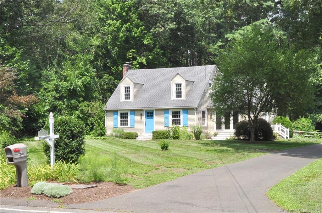 126 Farms Village Road Simsbury, CT 06092 - Photo 1 of 1 Gallery Image 1