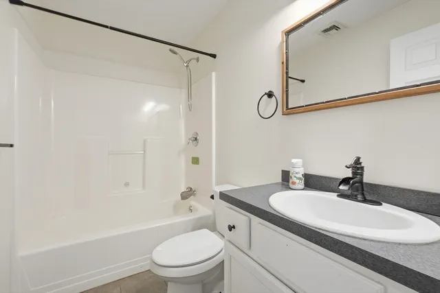 $625,900 | 10 Mate Drive, New Bedford, MA 02745