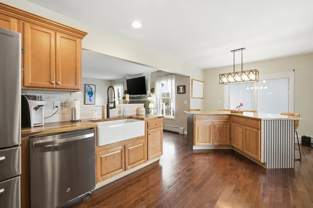 $625,900 | 10 Mate Drive, New Bedford, MA 02745