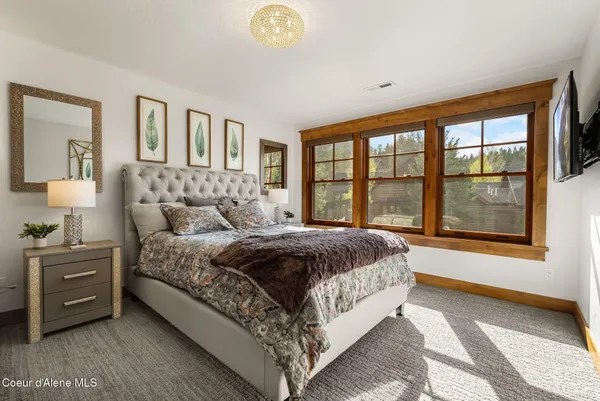 $2,495,000 | 356 North Idaho Club Drive, Sandpoint, ID 83864