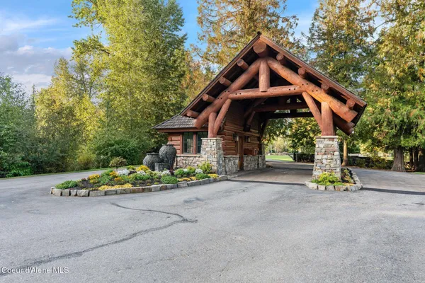 $2,495,000 | 356 North Idaho Club Drive, Sandpoint, ID 83864