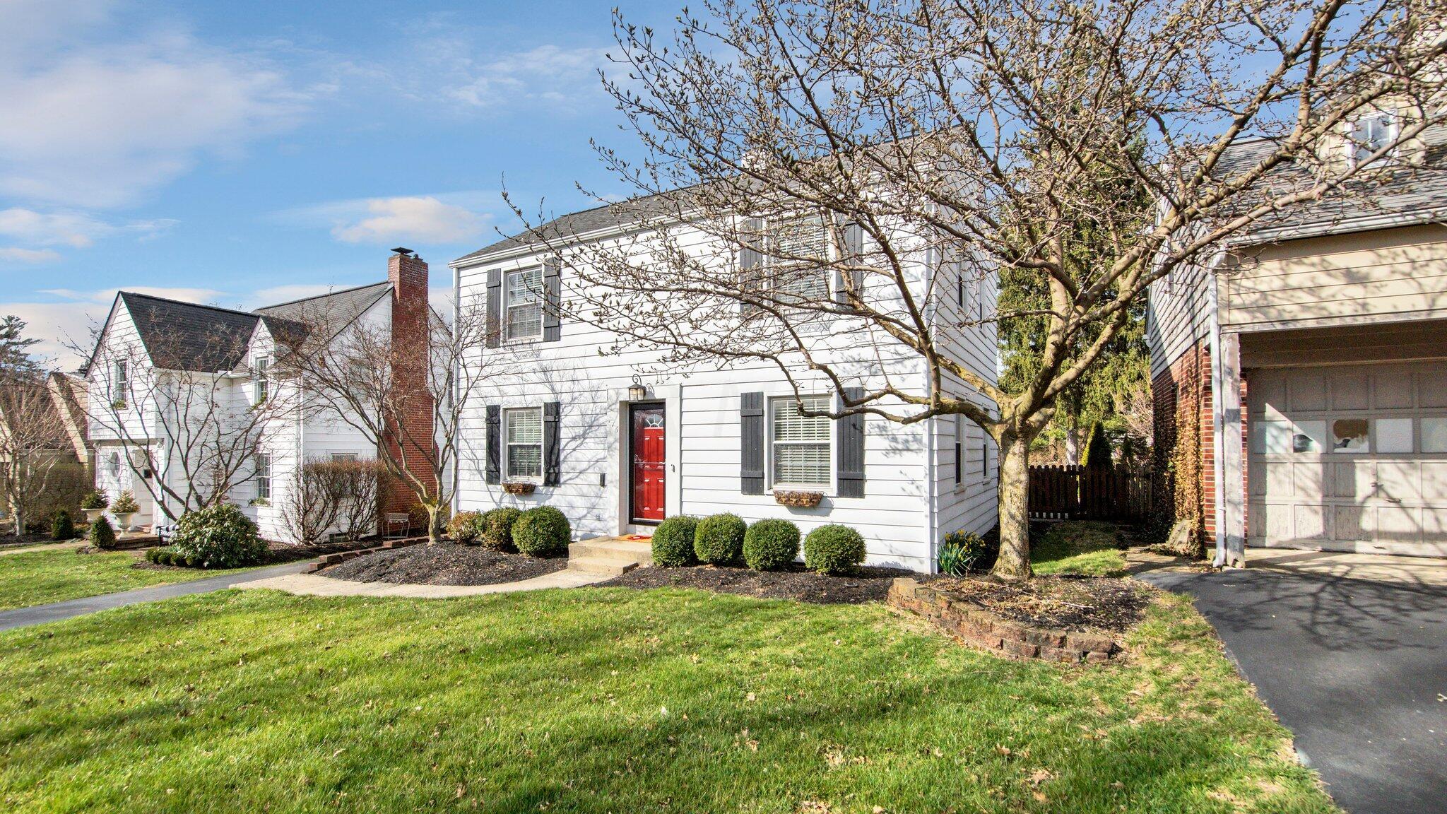 176 Sheffield Road Columbus, OH 43214 - Photo 3 of 35 176 Sheffield Rd