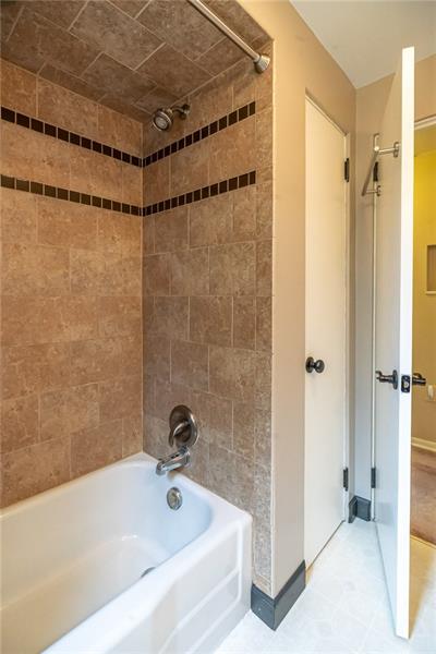 119 Fraser Road Valencia, PA 16059 - Photo 14 of 25