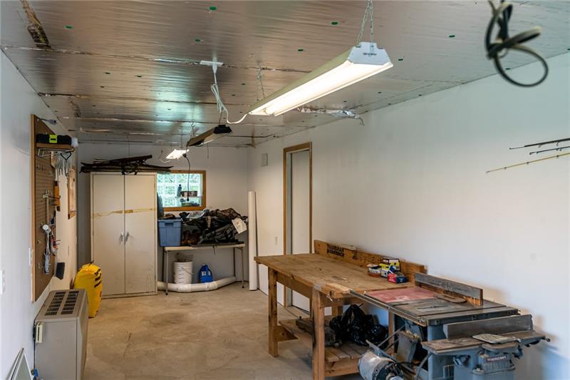 119 Fraser Road Valencia, PA 16059 - Photo 23 of 25 Workshop inside the barn.