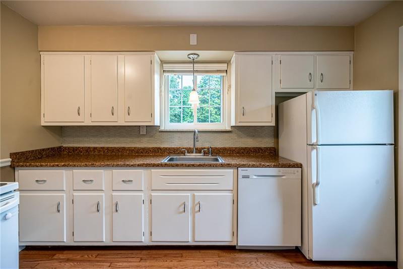119 Fraser Road Valencia, PA 16059 - Photo 6 of 25