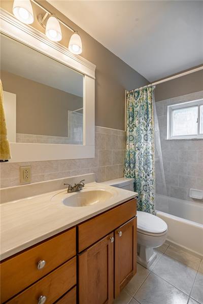 119 Fraser Road Valencia, PA 16059 - Photo 9 of 25