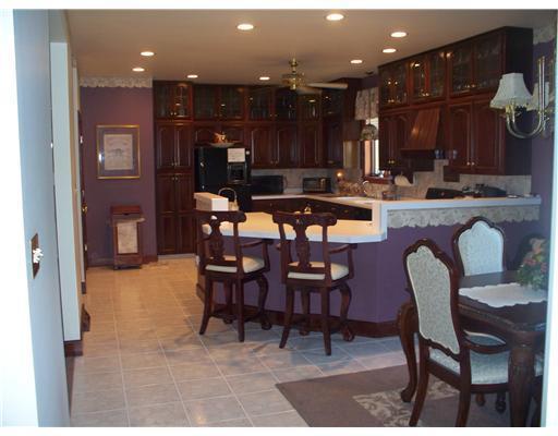30 Sanitarium Road Washington, PA 15301 - Photo 3 of 17 Kitchen.