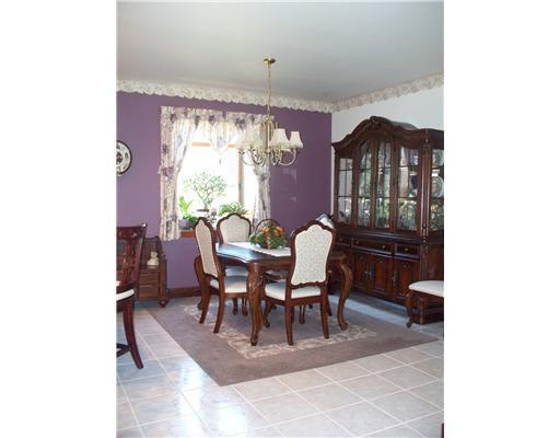 30 Sanitarium Road Washington, PA 15301 - Photo 4 of 17 Kitchen.