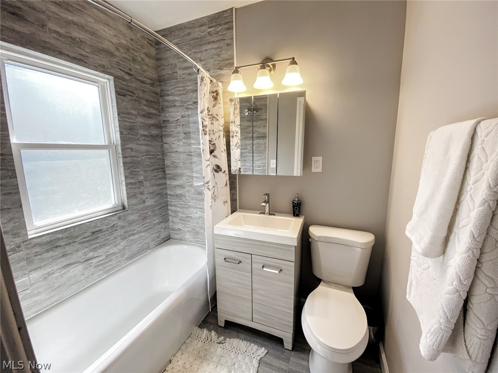 3770 Silsby Road Cleveland, OH 44118 - Photo 13 of 18 Gallery Image 13