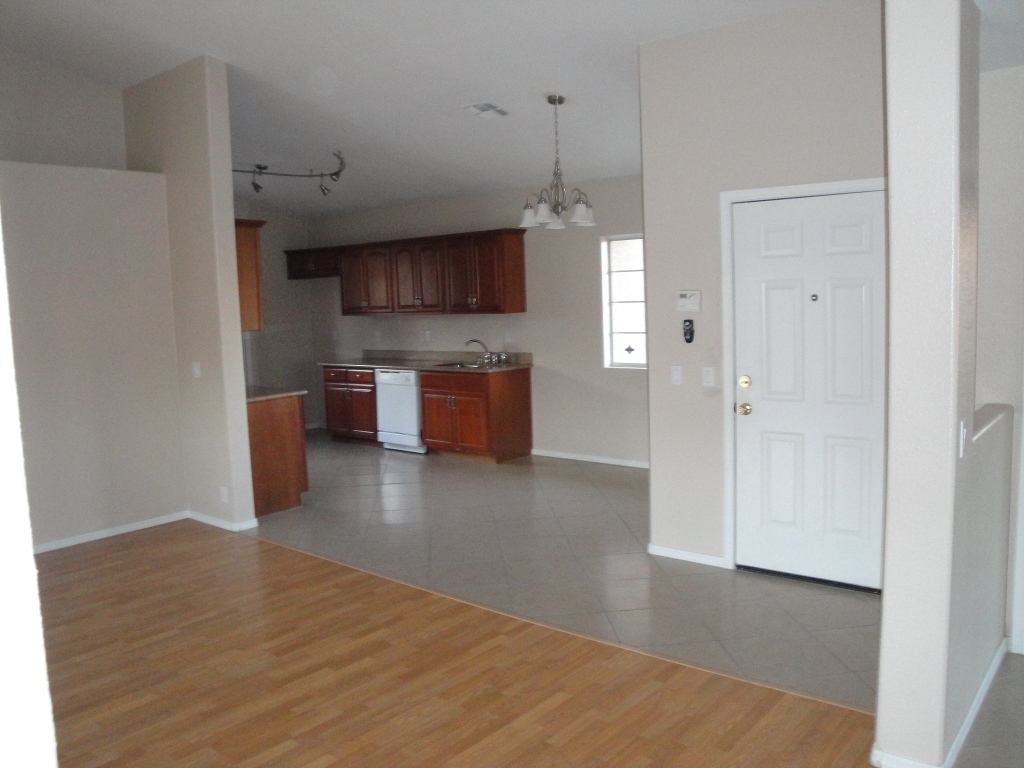 8801 West Monte Vista Road Phoenix, AZ 85037 - Photo 10 of 12 10